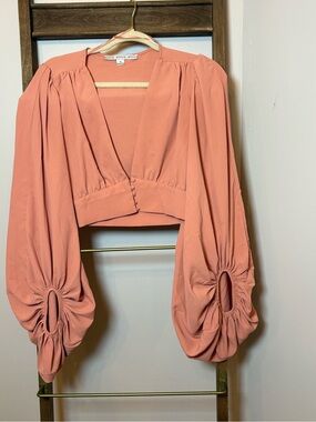 HYFVE Dusty Coral Puff Sleeve Cropped V-Neck Top